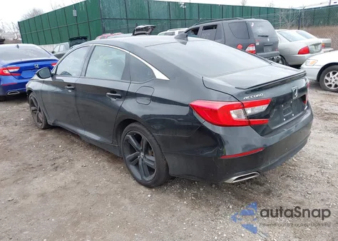 2021 Honda Accord Touring 1.5T z USA, uszkodzony, nr VIN 1HGCV1F90MA800325